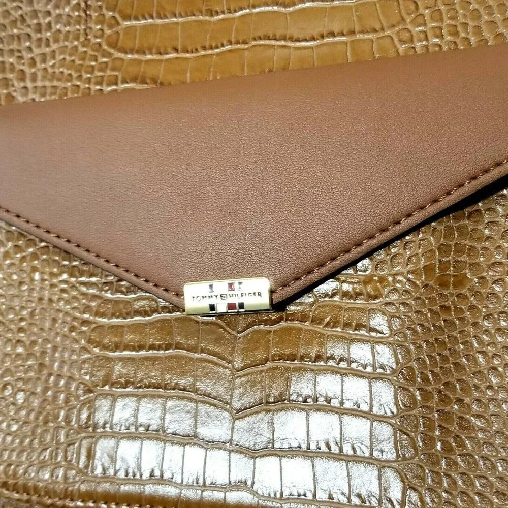Tommy Hilfiger Shoulder Handbag Faux Leather‎ Brown Croc Embossed